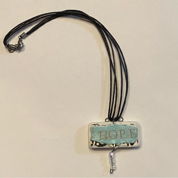 Vintage necklace, reversible, handmade with domino and scripture - Picture 5 of 5